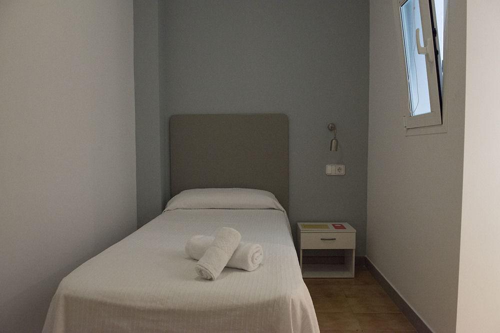 Hostal Ripoll Ibiza Luaran gambar
